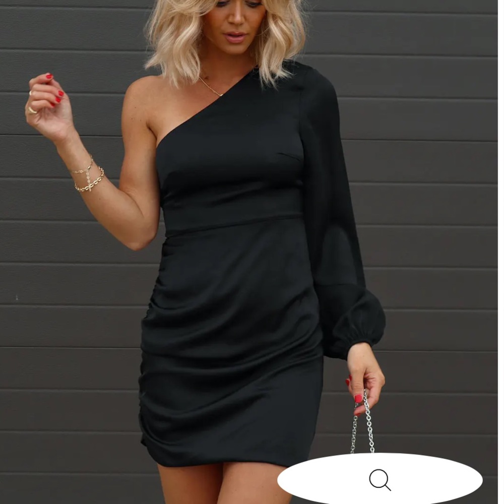 VICI VENUS SATIN ONE SHOULDER MINI DRESS - BLACK